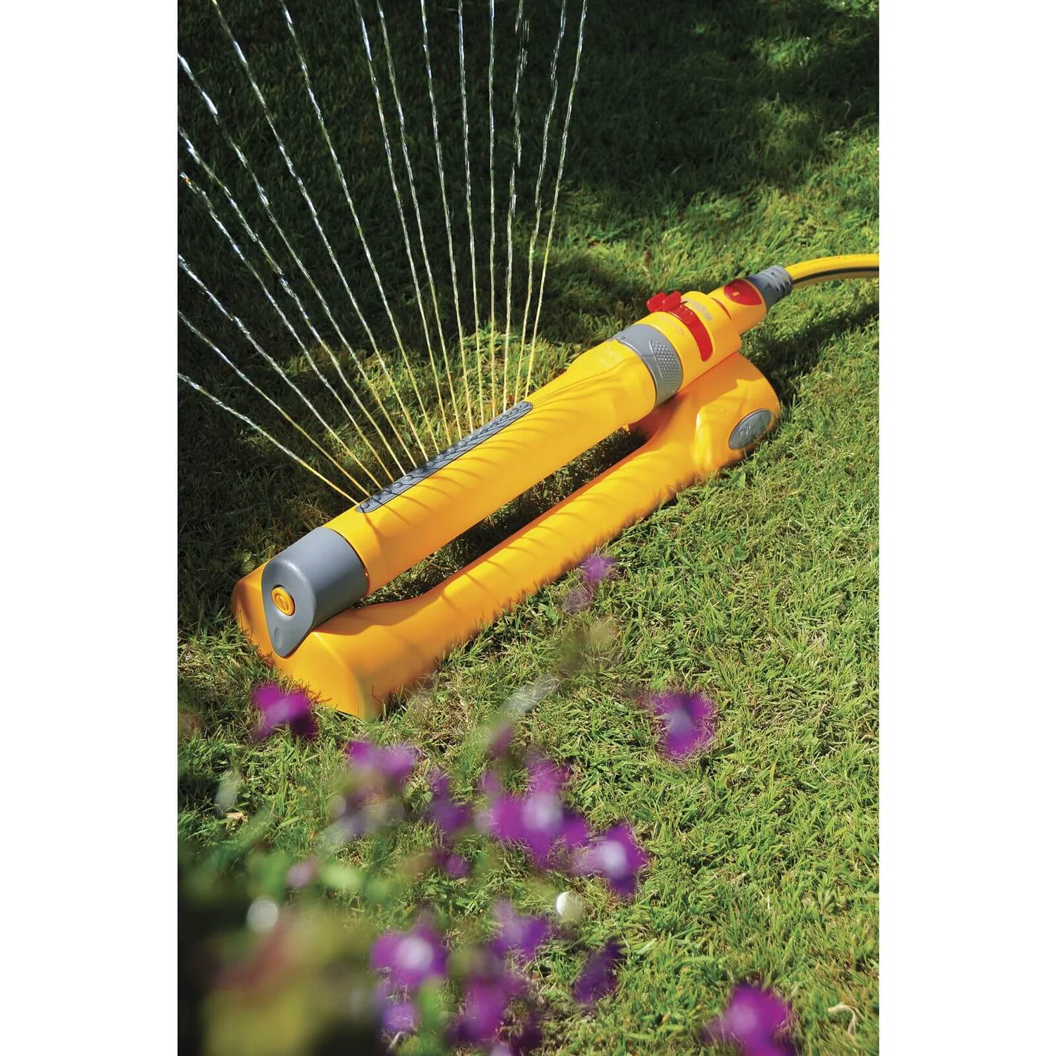 Hozelock Rectangular Garden Sprinkler Pro 200m² 5 Hozelock Rectangular Garden Sprinkler Pro 200m² - Image 3