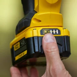 STANLEY FATMAX V20 18V Cordless Hedge Trimmer 55cm (Sfmcht855M1-Gb) 17 STANLEY FATMAX V20 18V Cordless Hedge Trimmer 55cm (Sfmcht855M1-Gb) -Gardening Series Store 12882306 1944843588893966