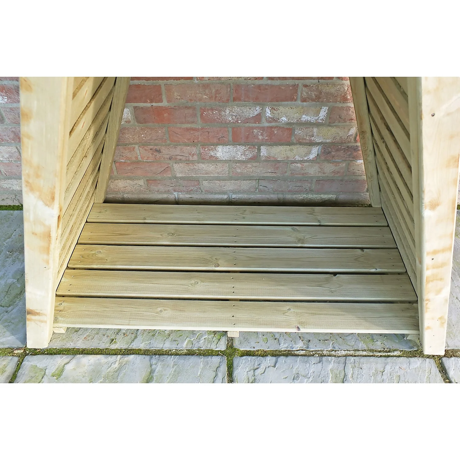 Shire Large Triangular Log Store 7 Shire Large Triangular Log Store - Image 5