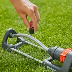 GARDENA Oscillating Sprinkler Aqua S 13 GARDENA Oscillating Sprinkler Aqua S -Gardening Series Store 13043399 2564907564316051
