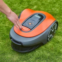 Flymo EasiLife GO 250 Cordless Robot Lawn Mower - 16cm 10 Flymo EasiLife GO 250 Cordless Robot Lawn Mower - 16cm -Gardening Series Store 13524804 1645038432466823