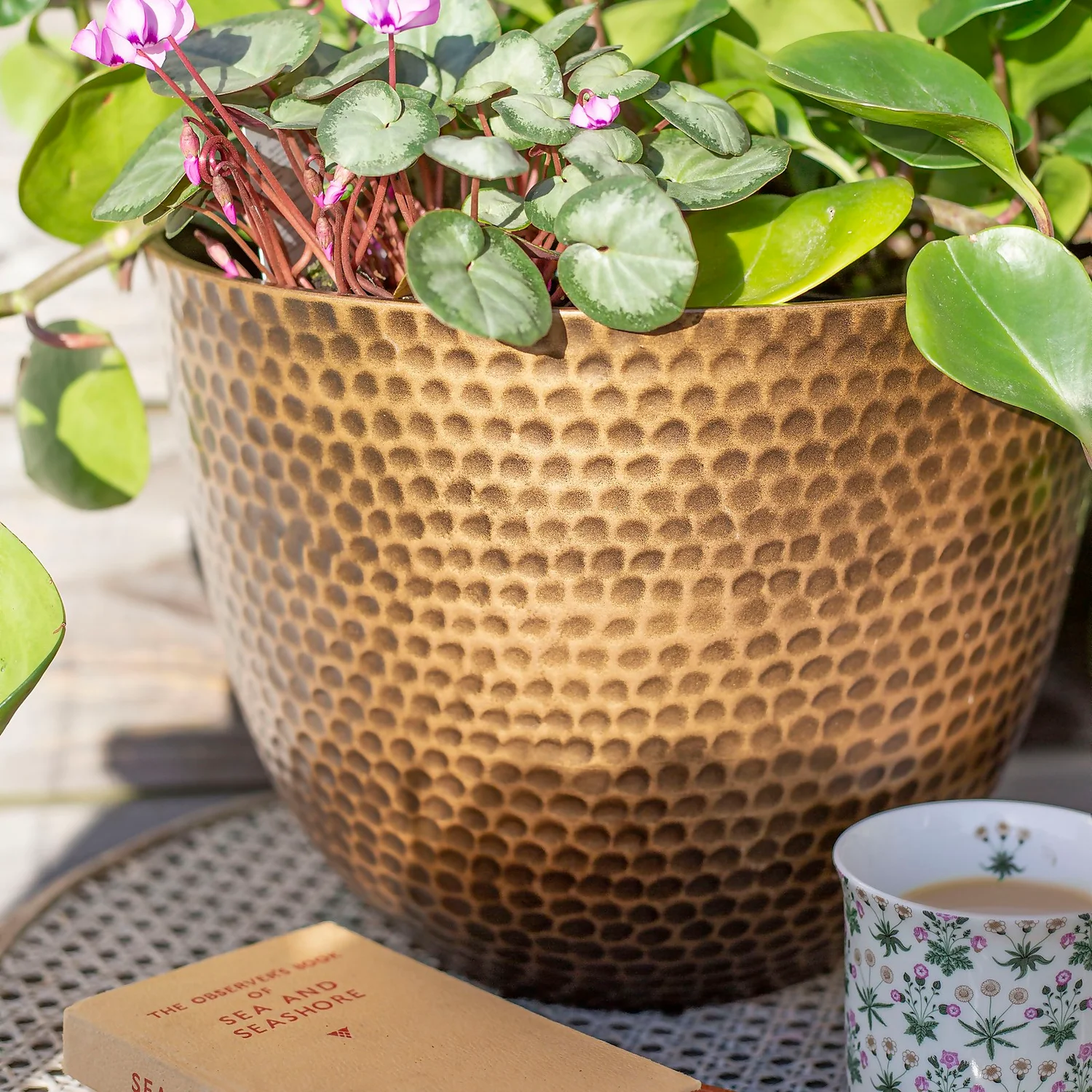 Suva Hammered Pot Bronze - 31cm 5 Suva Hammered Pot Bronze - 31cm - Image 3